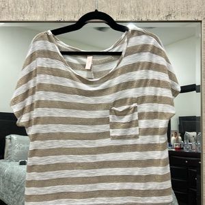 Light weight crop top.